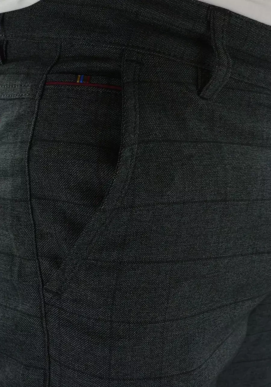 Ciemnoszare, eleganckie spodnie męskie w niewielką kratę M132