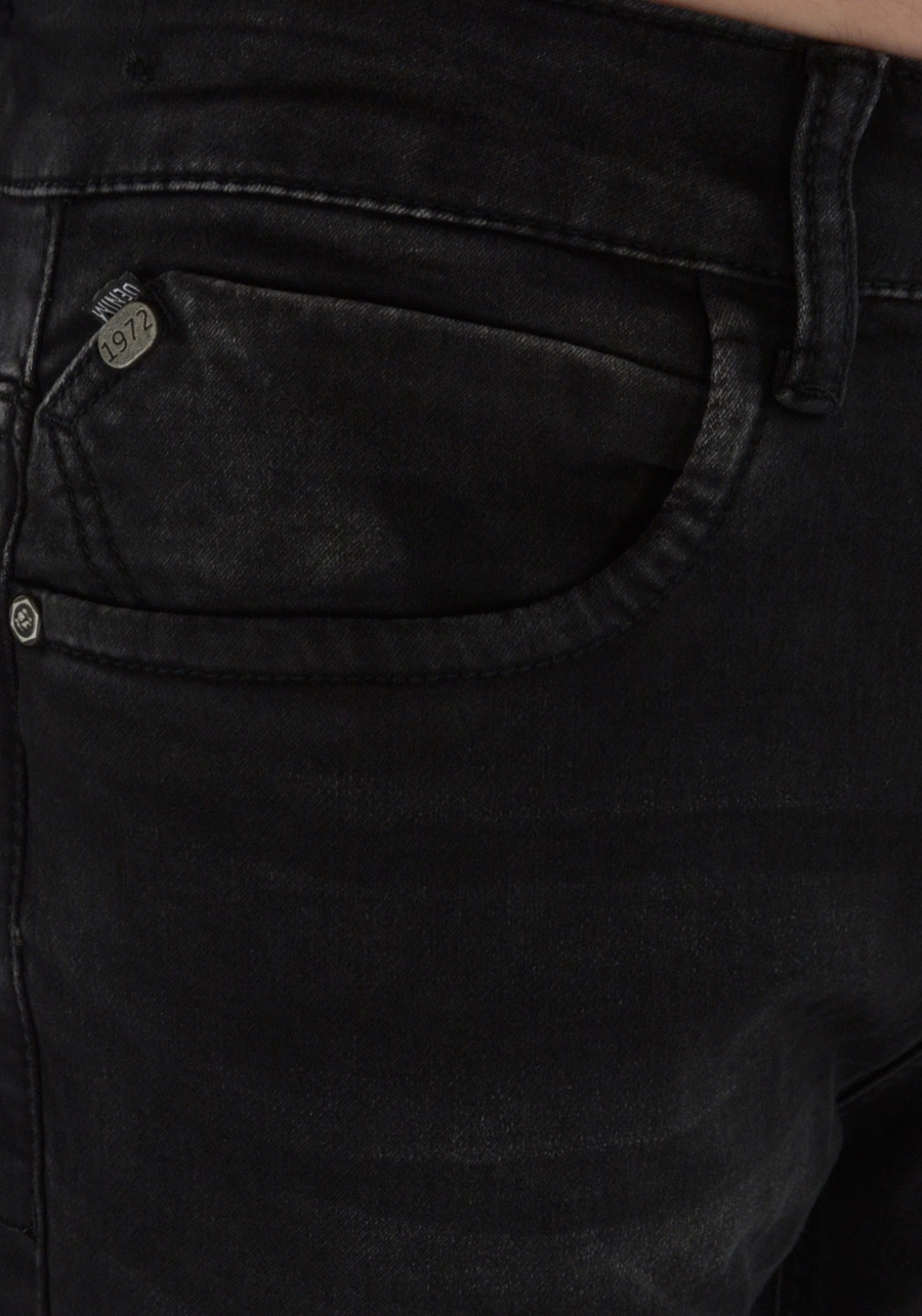 Jeansy męskie ciemnografitowe, zwężana nogawka M042