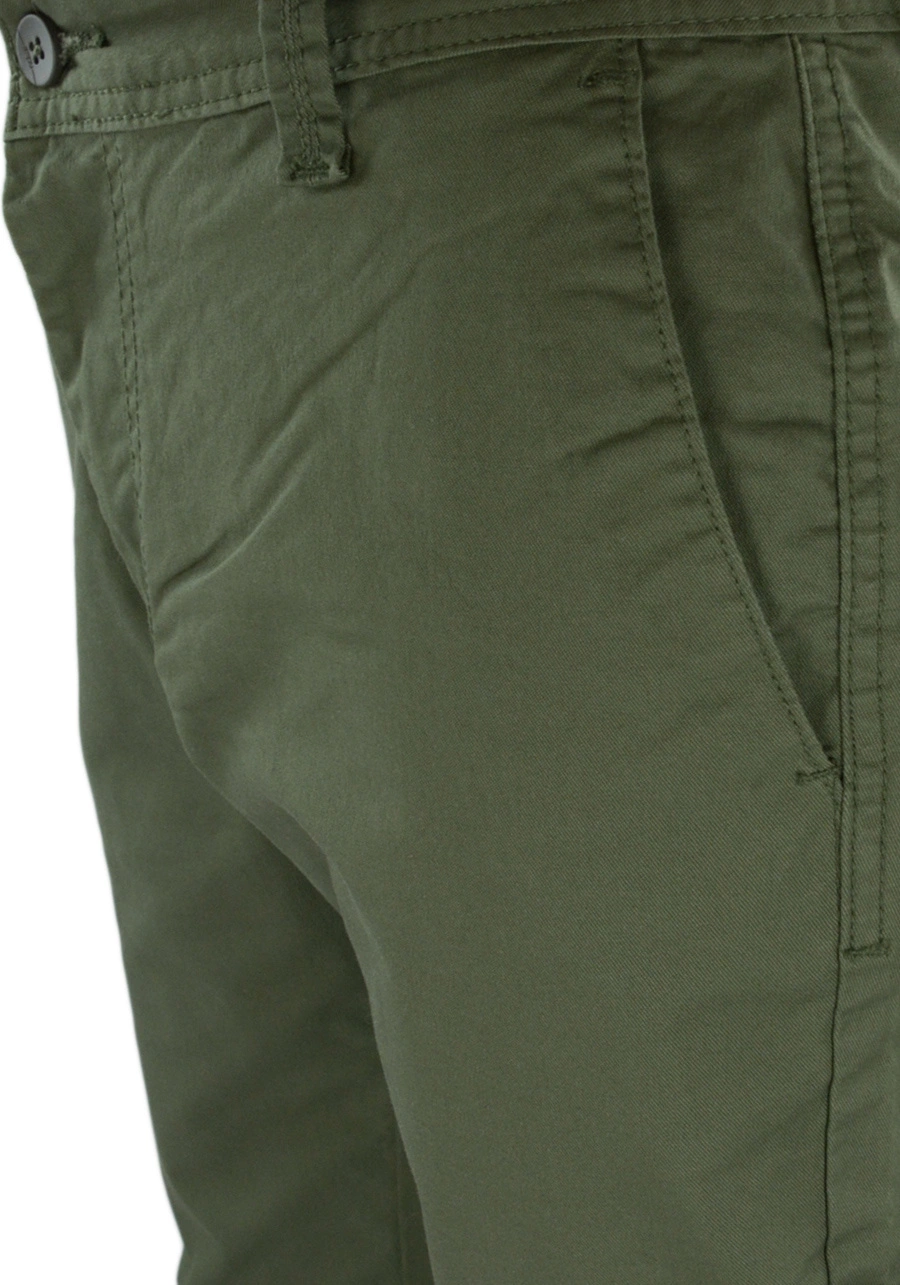 Zielone spodnie męskie chinosy materiałowe, slim fit M084