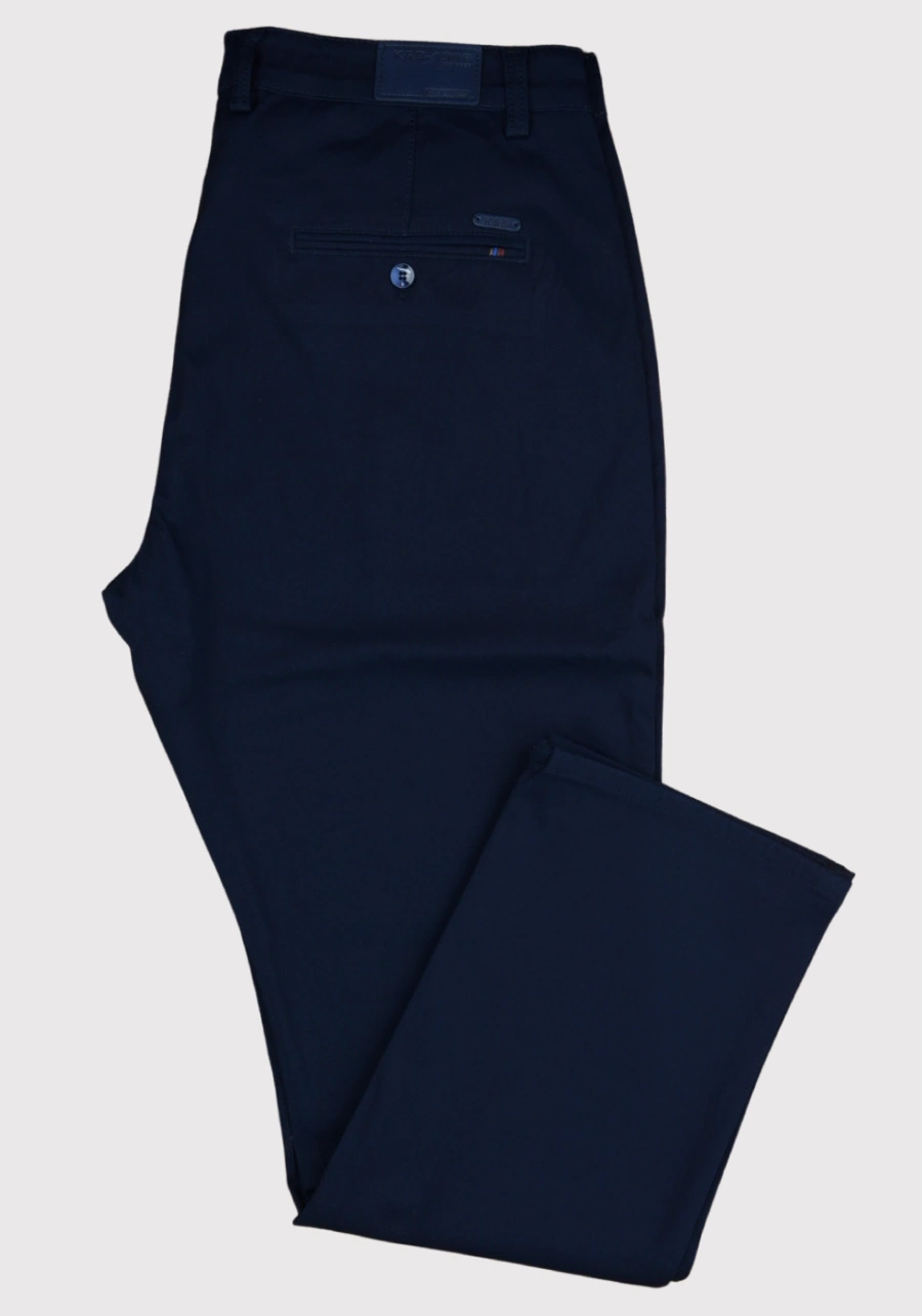 Spodnie męskie duże rozmiary, kolor ciemnogranatowy M153