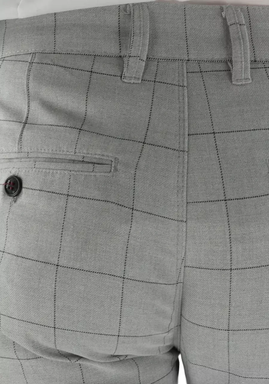 Spodnie męskie szare (jasne) w kratę. Chino, eleganckie oraz elastyczne. Dla niskich oraz regular - M138