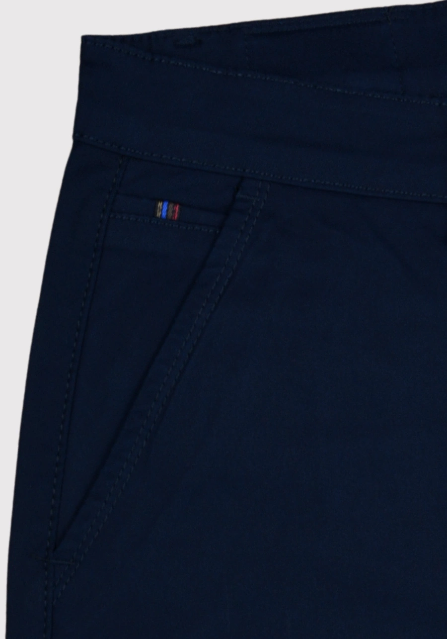 Spodnie męskie duże rozmiary, kolor ciemnogranatowy M153