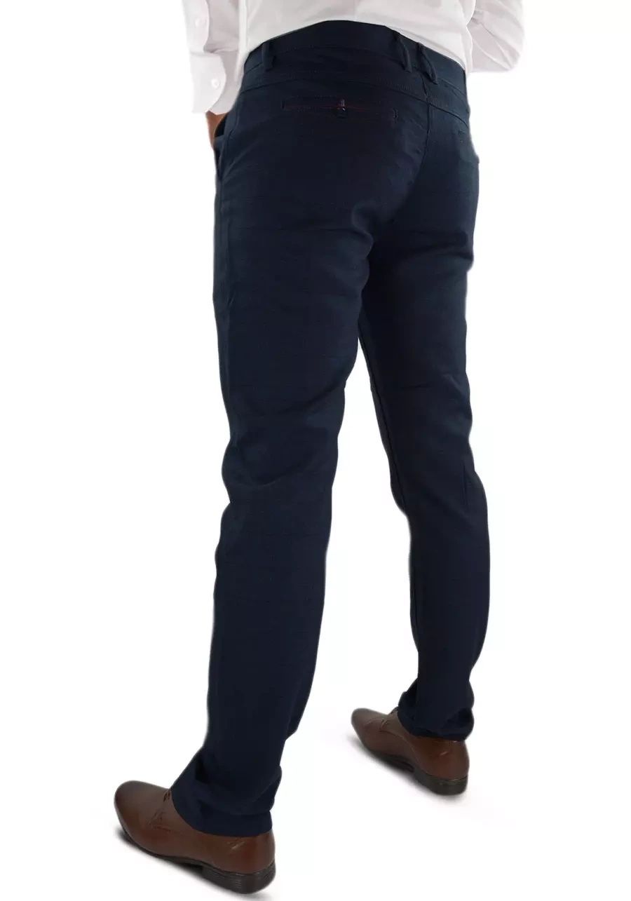 Granatowe, eleganckie spodnie męskie w niewielką kratę M131