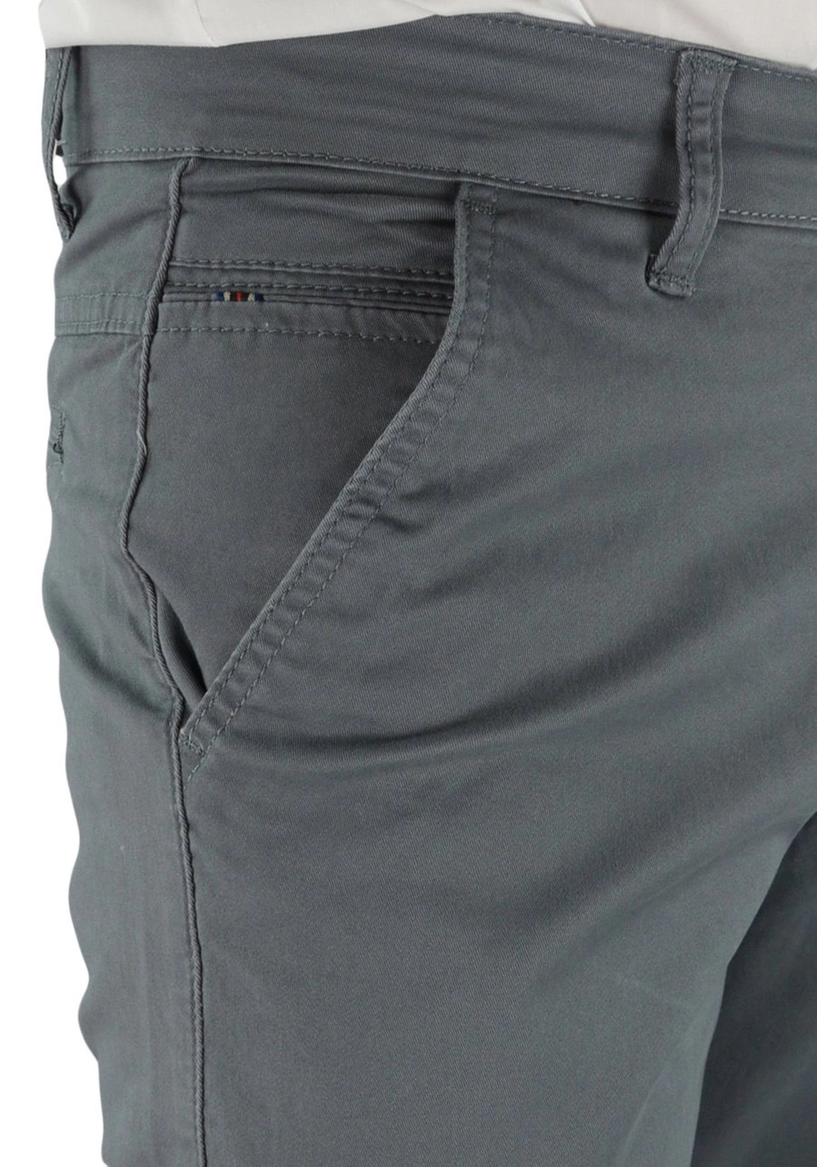 Spodnie męskie szare chinosy. Materiałowe, bawełniane, rozciągliwe, dla niskich, regular lub oversize - V41
