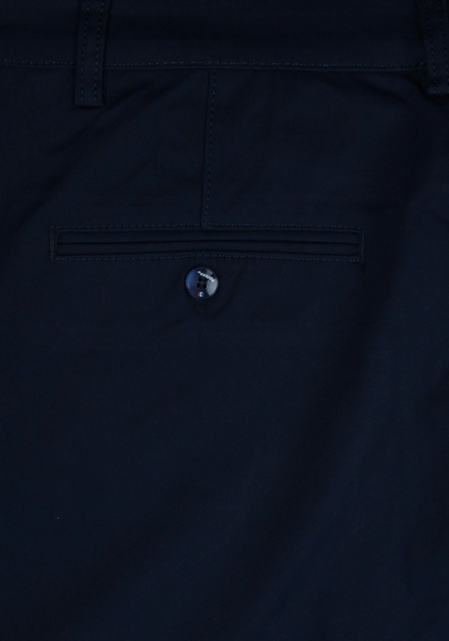 Spodnie męskie duże rozmiary, kolor ciemnogranatowy M153