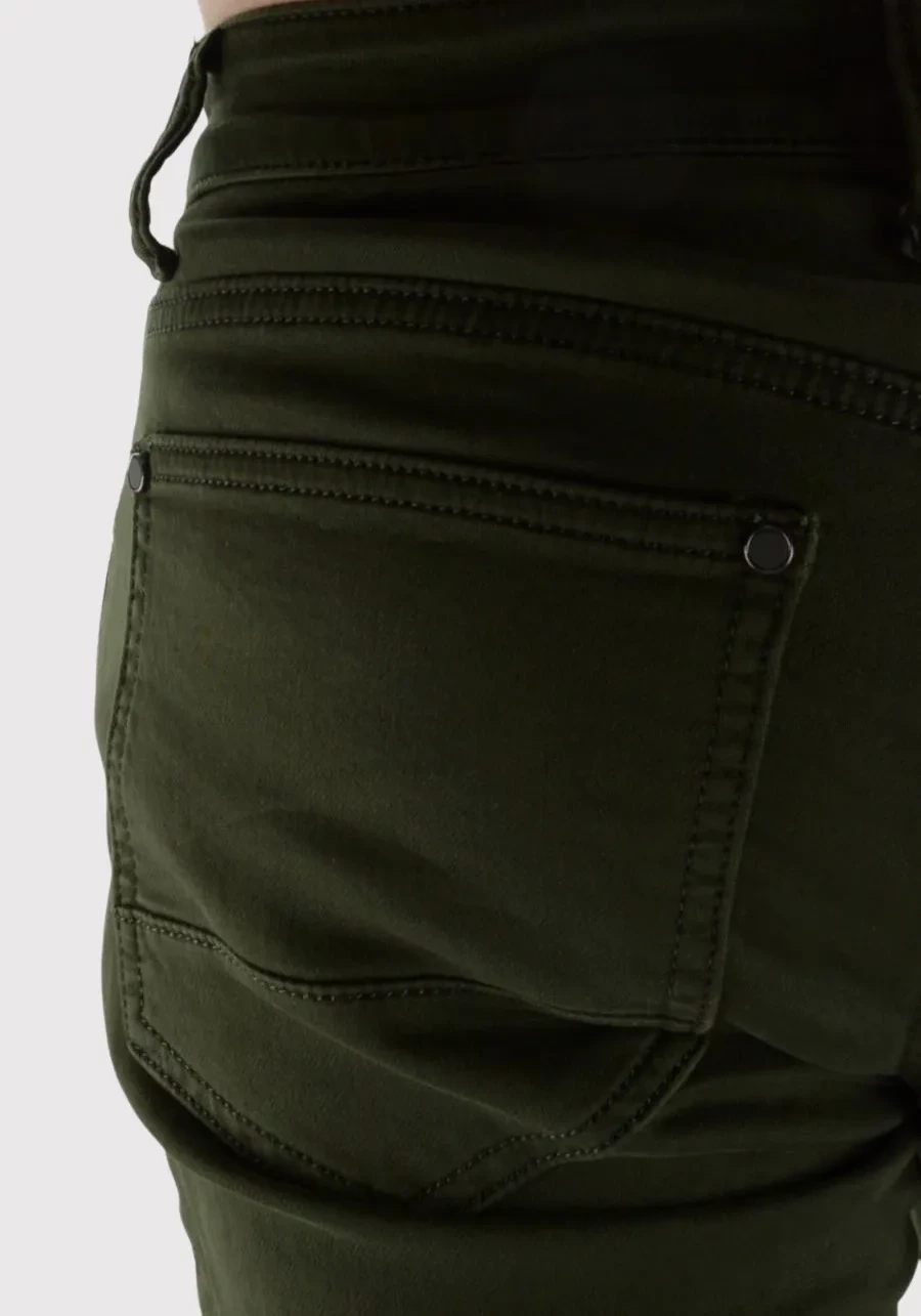 Spodnie męskie zielone chinosy. Materiałowe, bawełniane, elastyczne, regular stretch - M144