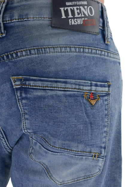 Jeansowe spodnie męskie, standardowa nogawka M070