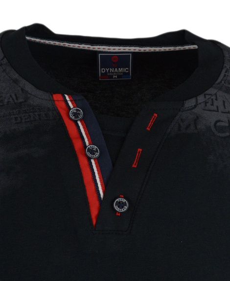 T-shirt męski czarny z nadrukiem, dekolt do szpica v-neck T093